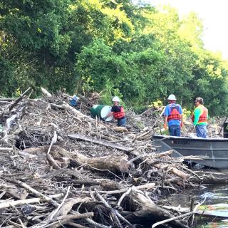 Recovering “orphaned” containers on the Meramec River